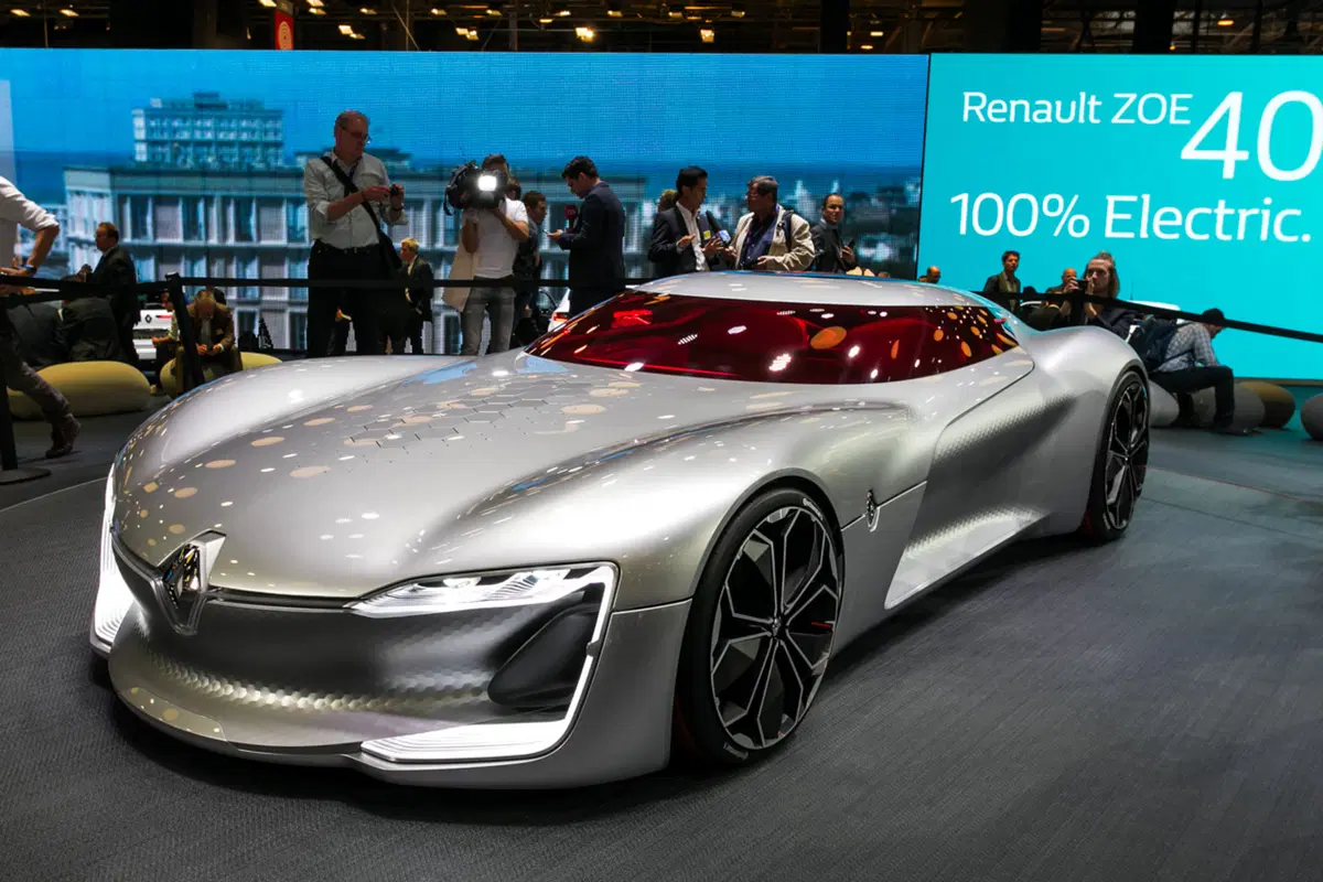 Renault al Salone di Parigi 2016 [Video] (2)