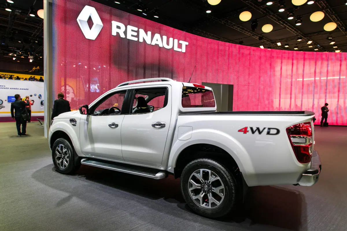 Renault al Salone di Parigi 2016 [Video] (6)