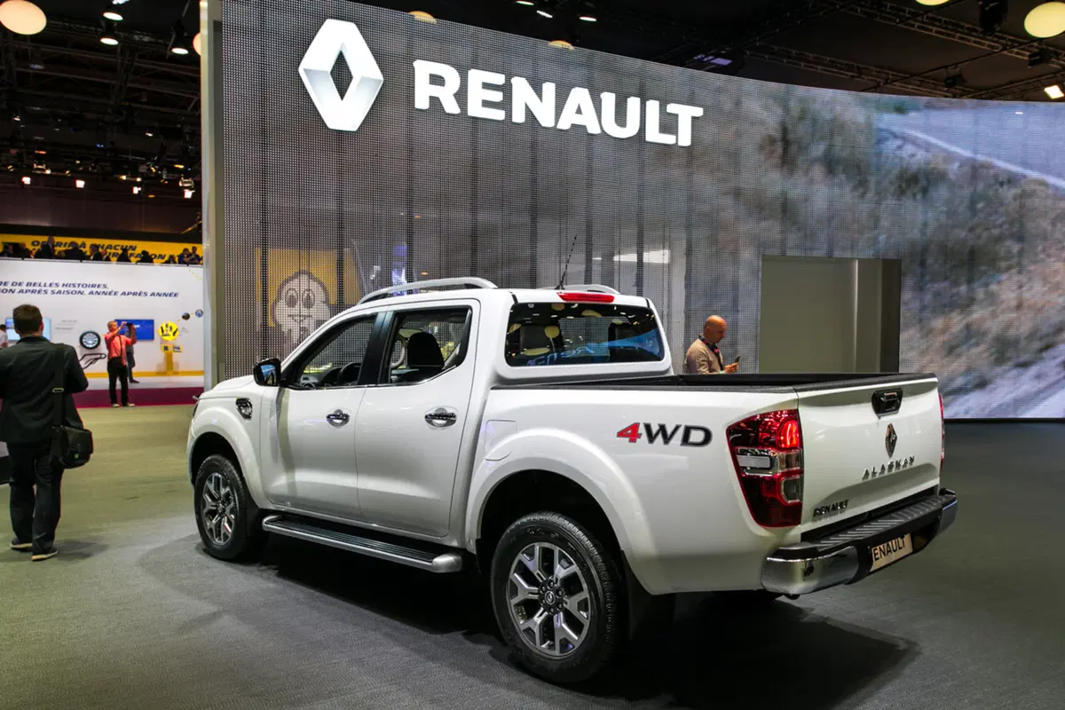 Renault al Salone di Parigi 2016 [Video] (4)