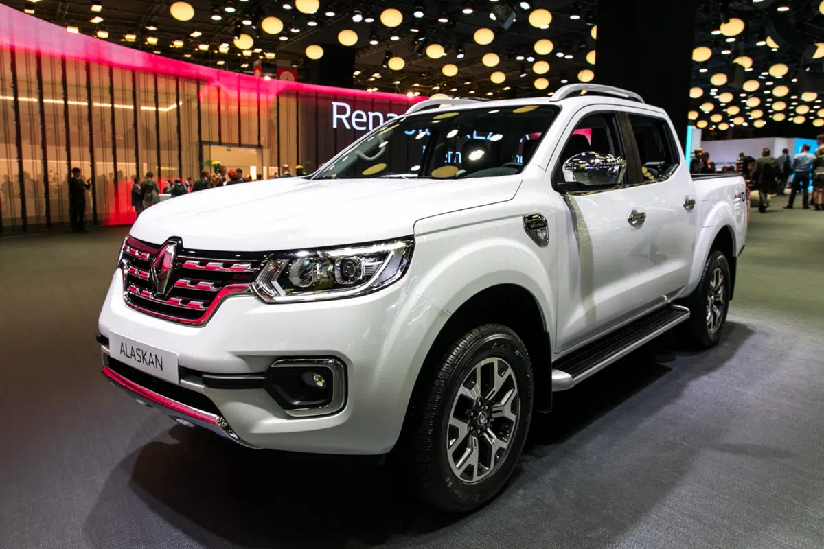 Renault al Salone di Parigi 2016 [Video] (5)