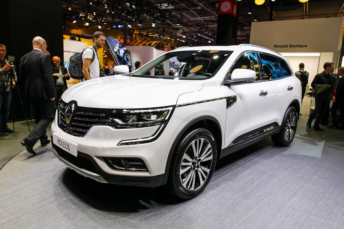 Renault al Salone di Parigi 2016 [Video] (10)