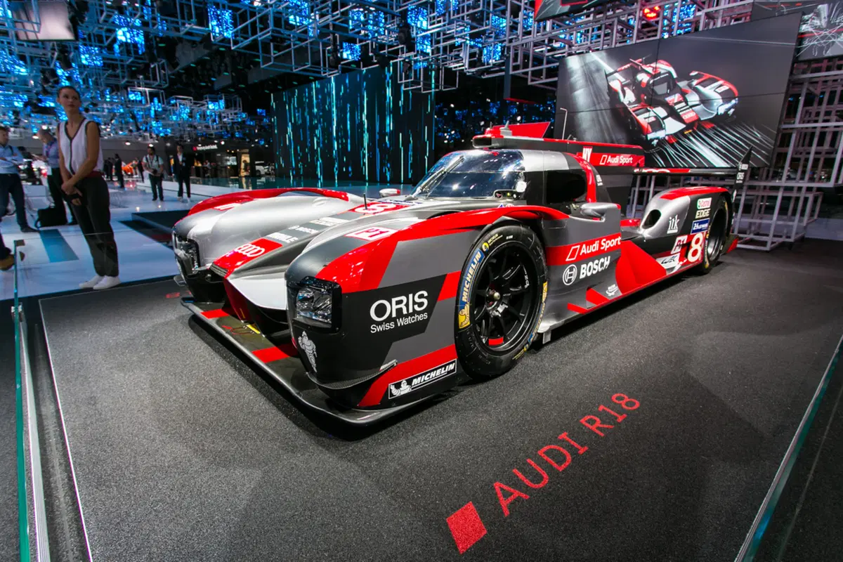Audi al Salone di Parigi 2016 [Video] (38)