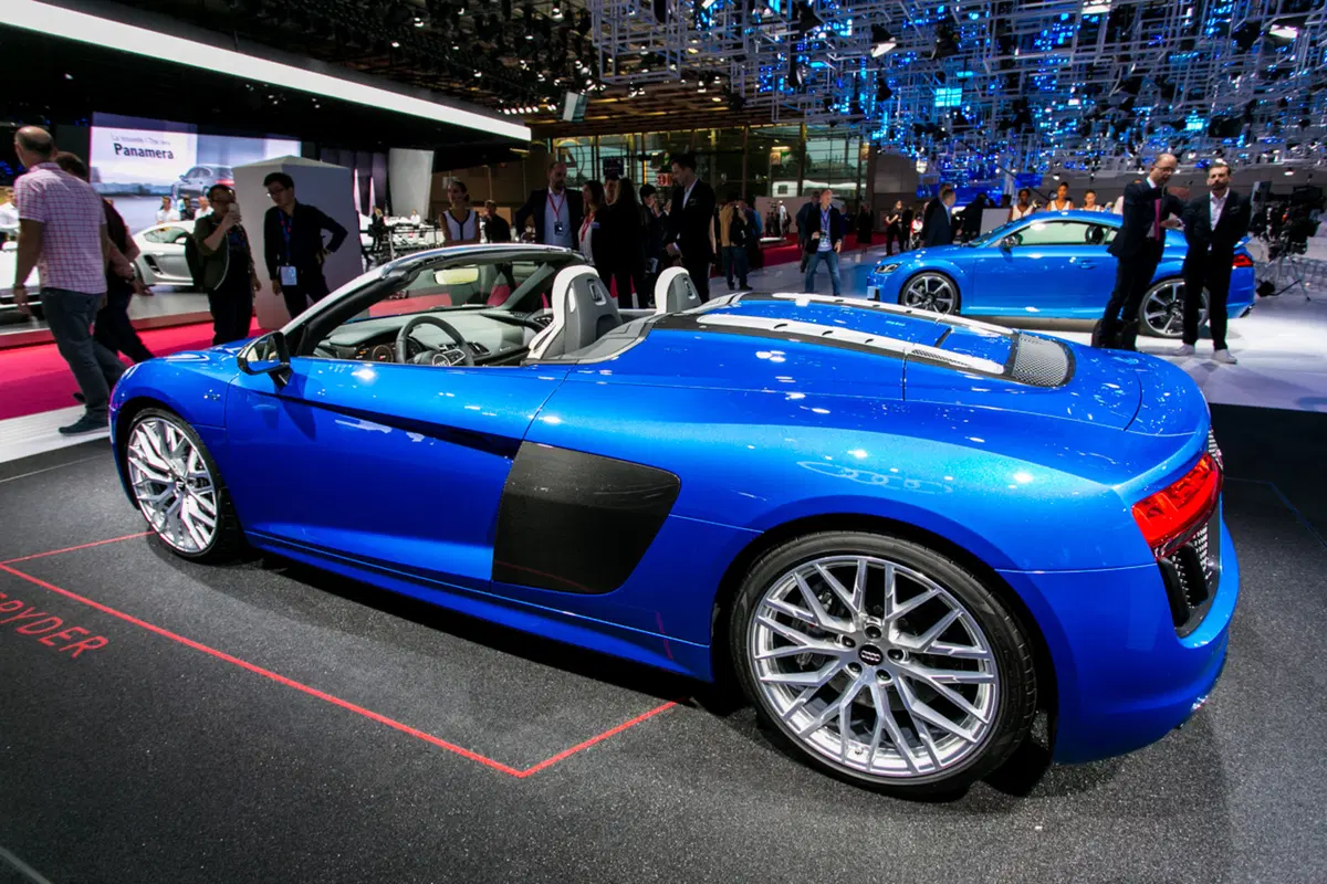 Audi al Salone di Parigi 2016 [Video] (42)