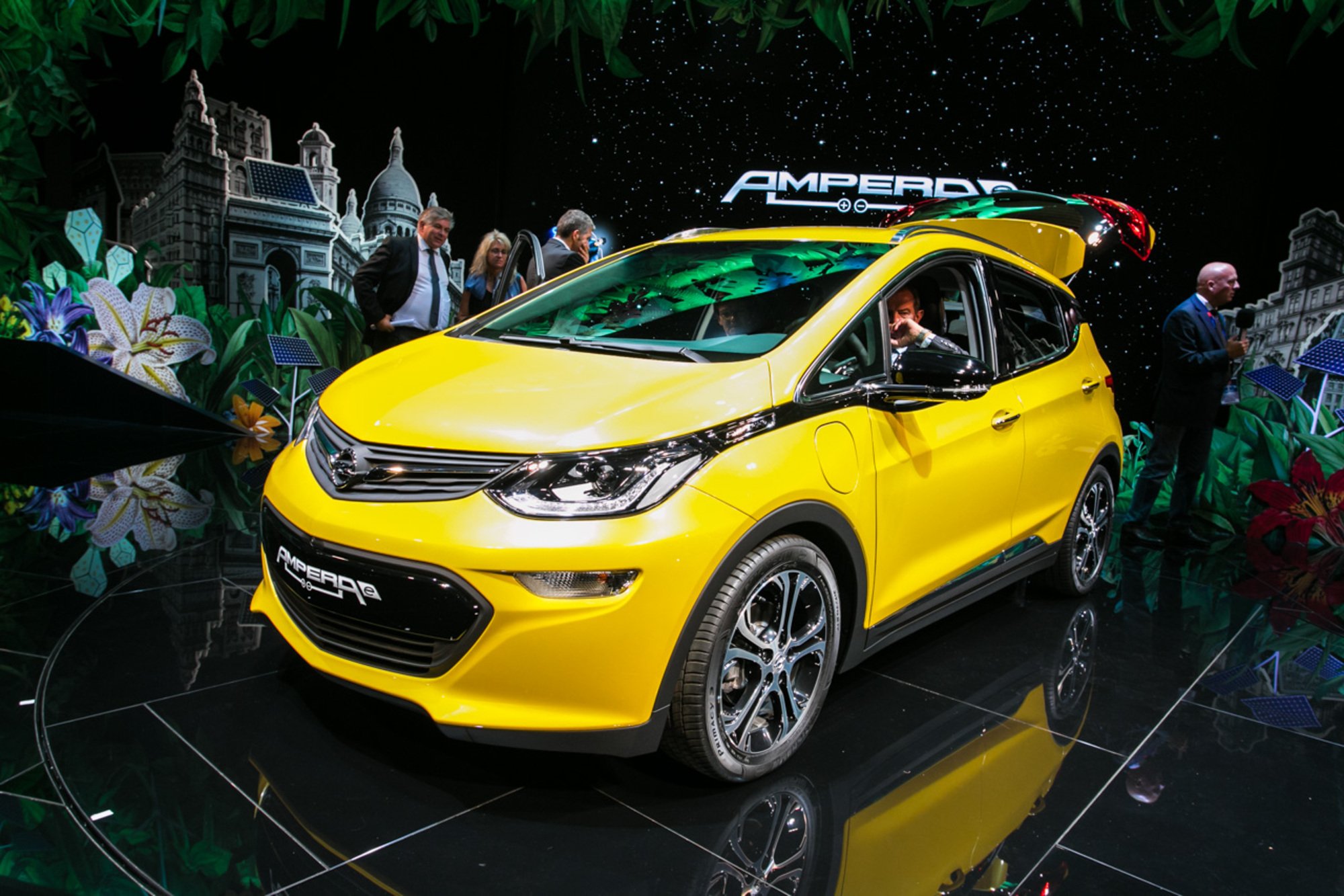 Opel al Salone di Parigi 2016 [Video]