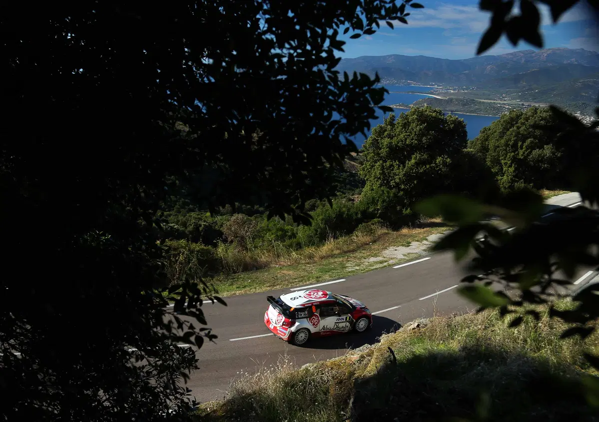 WRC16 Francia. Ogier e Ingrassia (VW) hanno scatenato l’inferno (5)