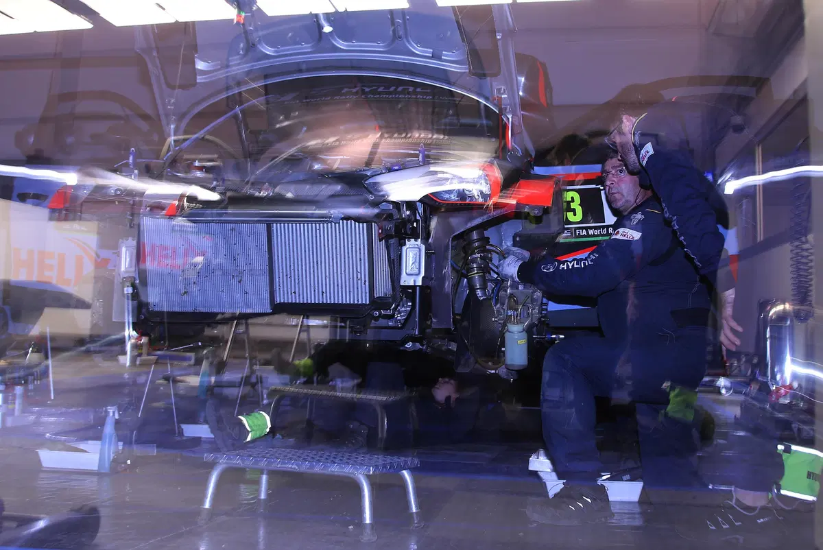 WRC16 Francia. Ogier e Ingrassia (VW) hanno scatenato l’inferno (10)