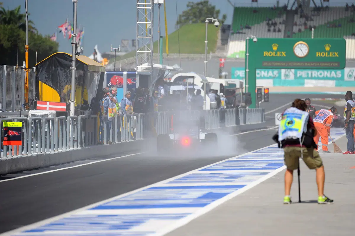 F1, Gp Malesia 2016, FP3: (16)