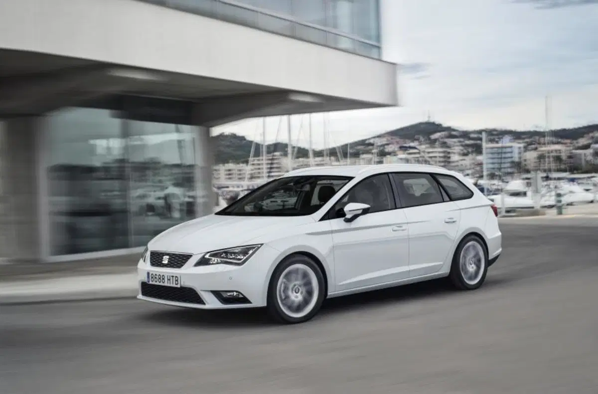 Quale comprare, Confronto: Seat Leon ST 1.6 TDI Vs Kia cee’d SW 1.6 CRDi (11)