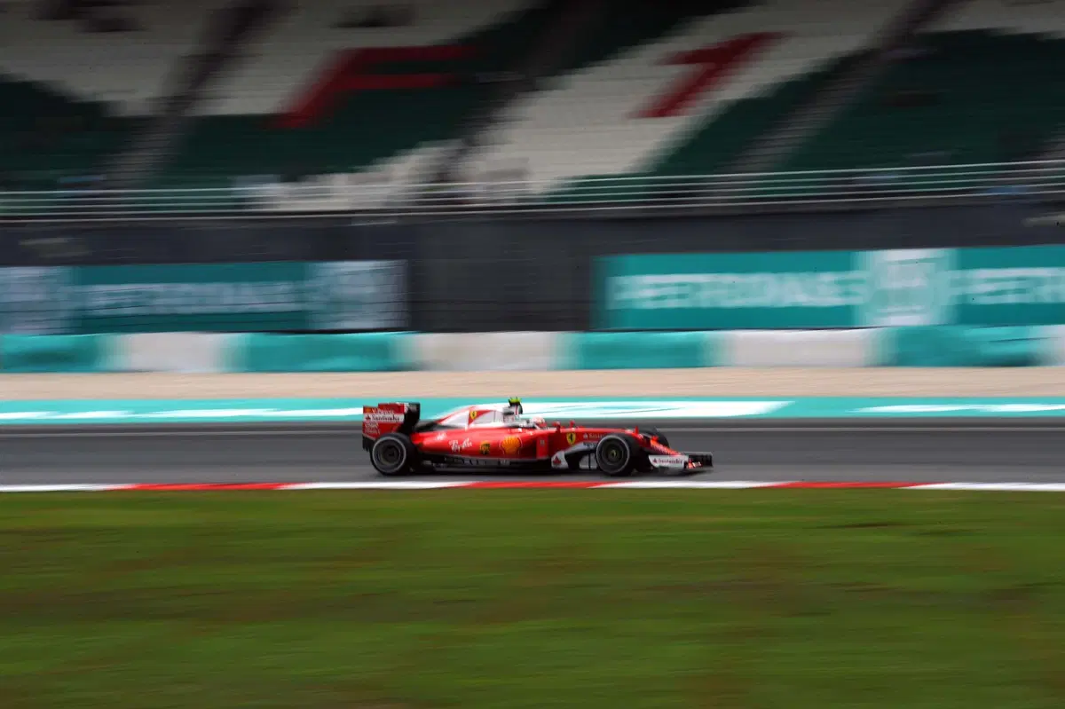 F1, Gp Malesia 2016: pole per Hamilton (3)