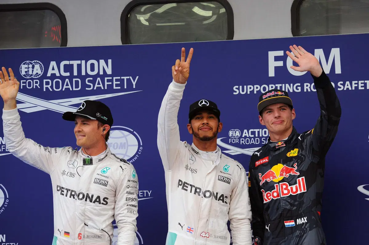 F1, Gp Malesia 2016: pole per Hamilton (19)