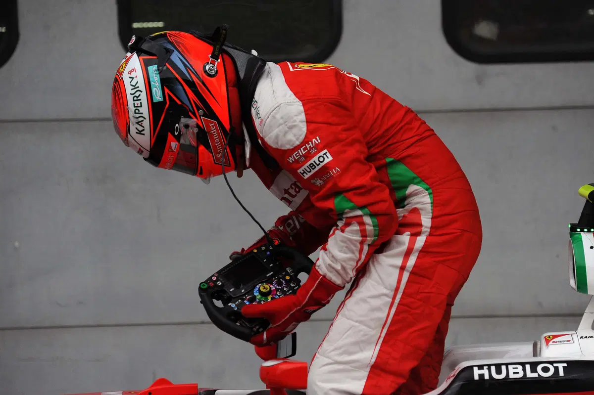 F1, Gp Malesia 2016: pole per Hamilton (17)