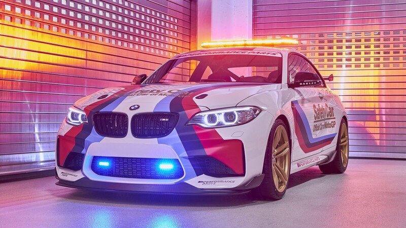 BMW M2: la Safety Car della Moto Gp al Salone di Parigi 2016 [Video]