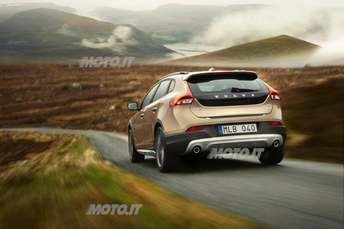 Volvo V40 Cross Country (4)