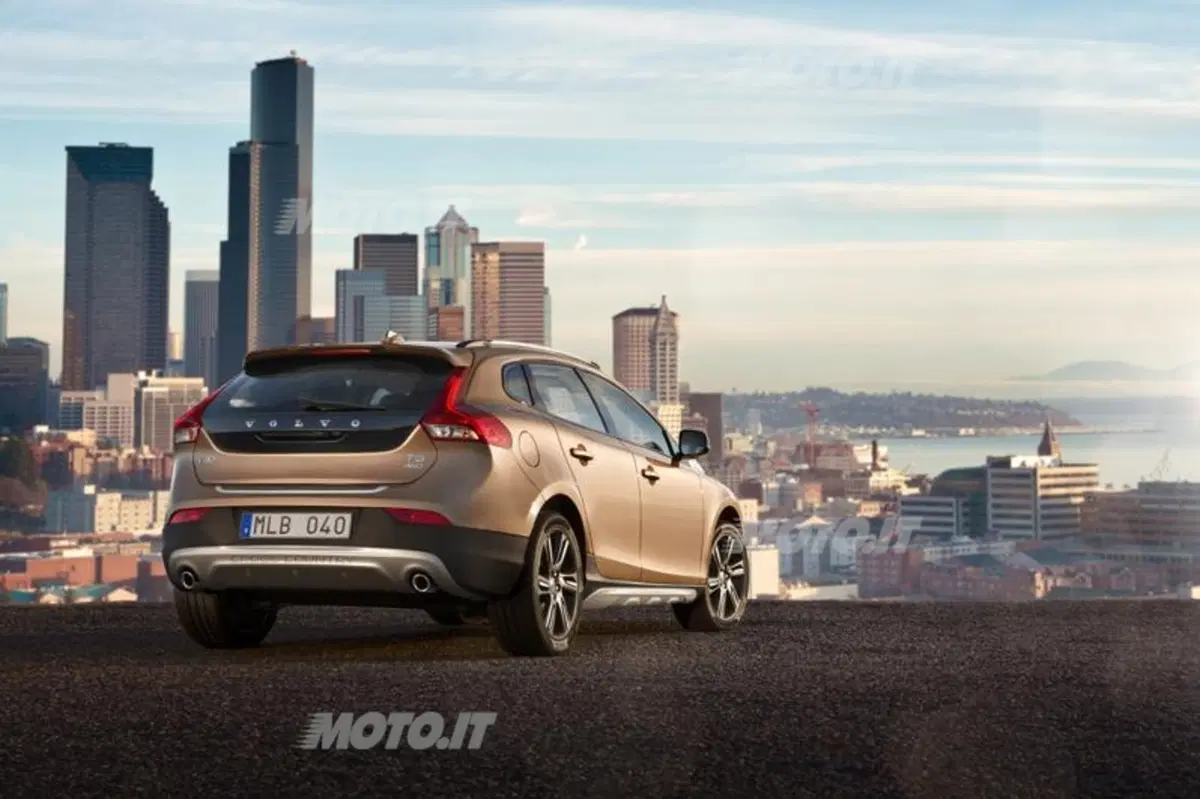Volvo V40 Cross Country (10)