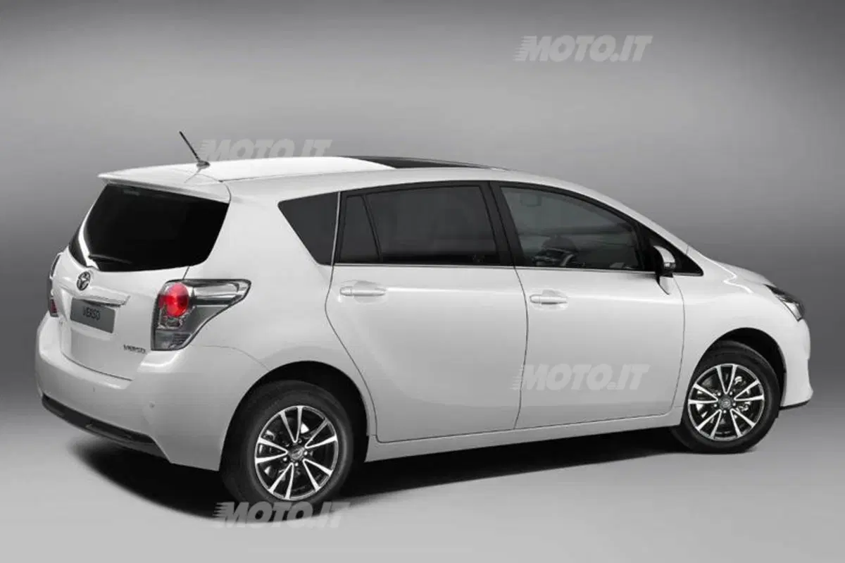 Toyota Verso restyling (3)