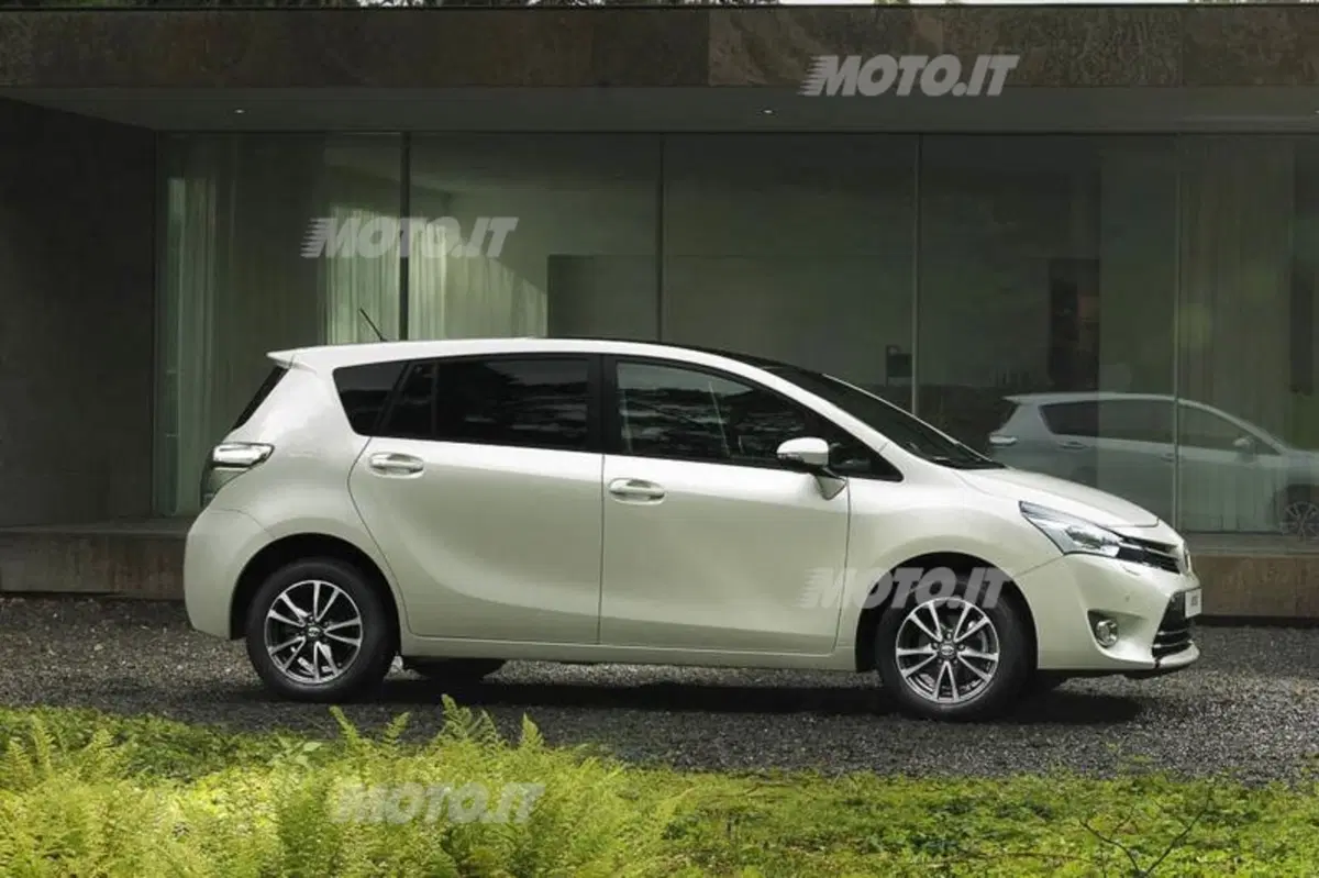 Toyota Verso restyling (6)