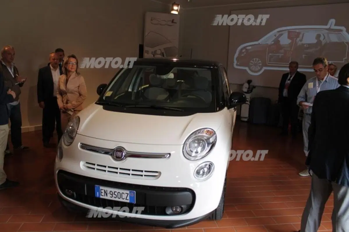 Fiat 500L: dal 2013 anche 500 XL Extralarge e con tante novità (20)