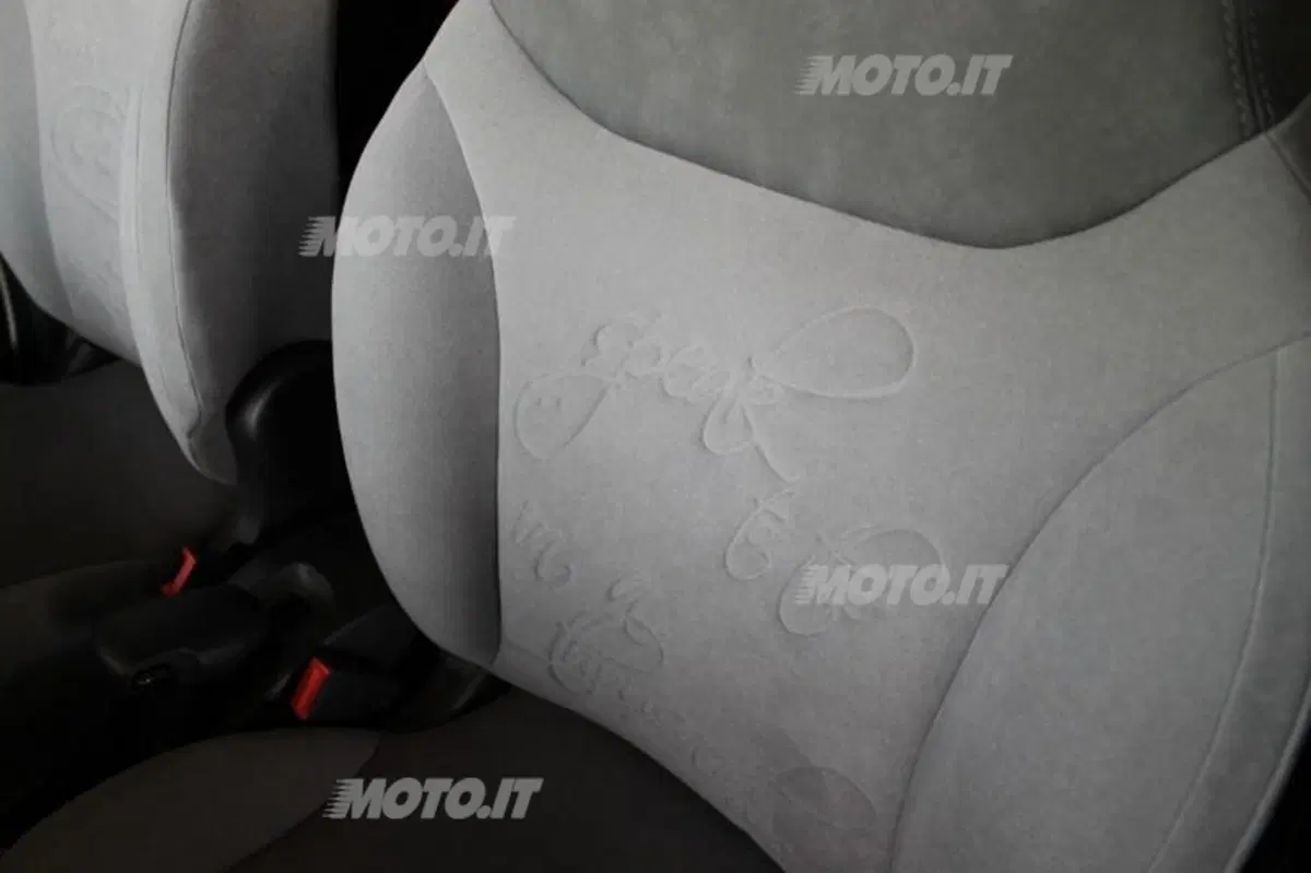 Fiat 500L: dal 2013 anche 500 XL Extralarge e con tante novità (35)