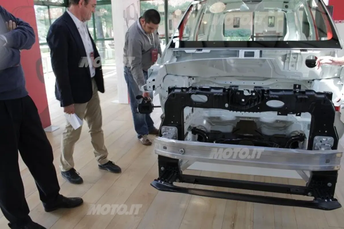 Fiat 500L: dal 2013 anche 500 XL Extralarge e con tante novità (55)