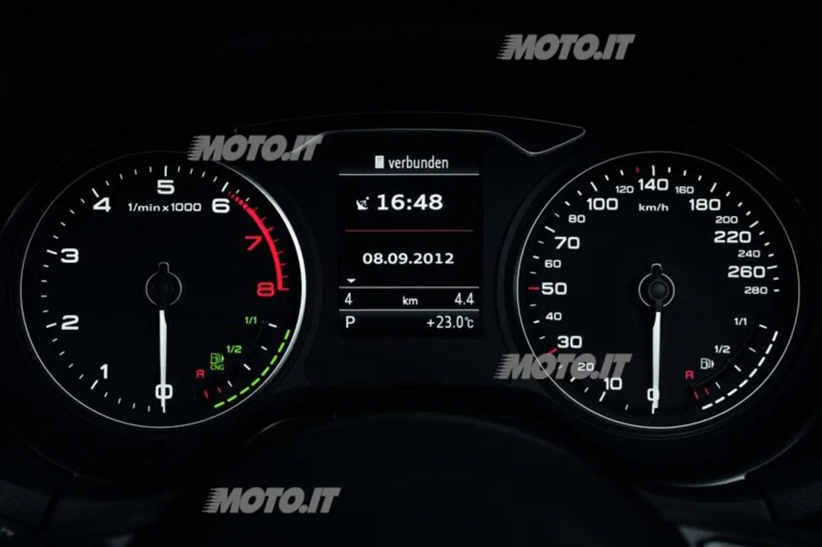 Audi A3 Sportback TCNG: a Parigi la variante a metano (6)