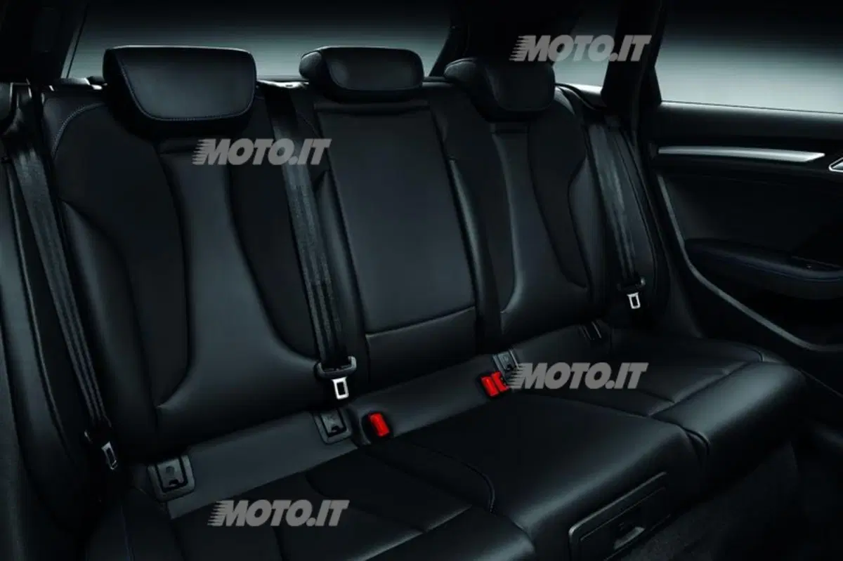 Audi A3 Sportback TCNG: a Parigi la variante a metano (7)
