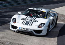 Porsche 918 Spyder: gira in 7’14’’ al ‘Ring