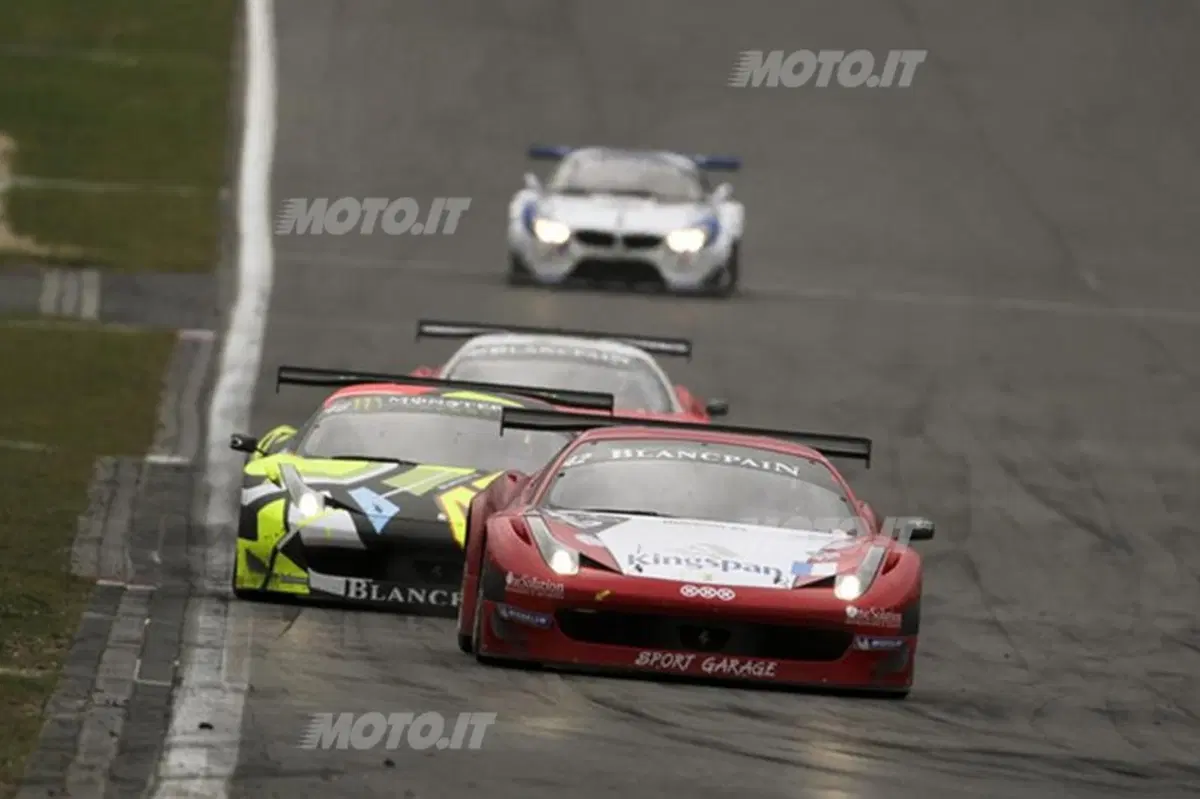 Blancpain Endurance Series: vittoria Porsche al 'Ring, Rossi 19° assoluto (9)