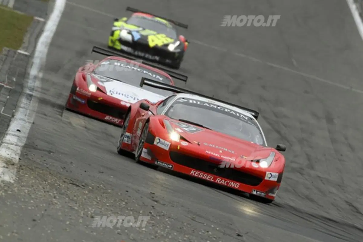 Blancpain Endurance Series: vittoria Porsche al 'Ring, Rossi 19° assoluto (12)