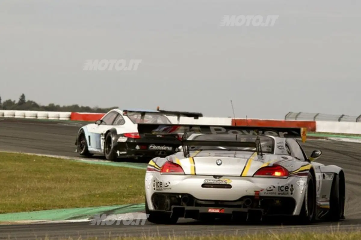 Blancpain Endurance Series: vittoria Porsche al 'Ring, Rossi 19° assoluto (15)