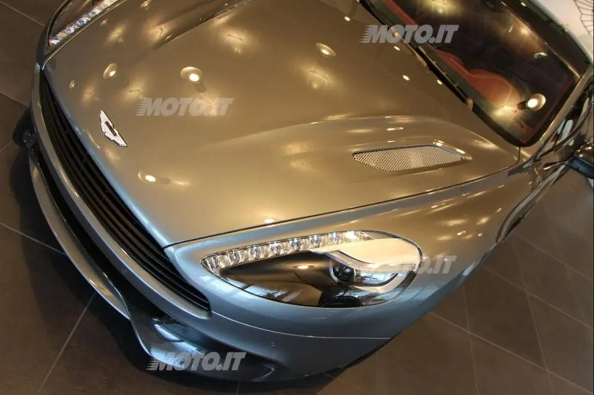 Jeffrey Scott: «Nel 2013 festeggeremo i 100 anni Aston Martin» (14)
