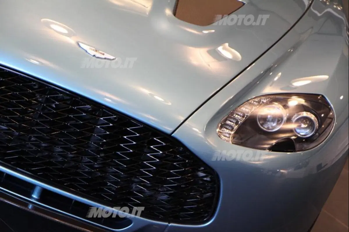 Jeffrey Scott: «Nel 2013 festeggeremo i 100 anni Aston Martin» (15)
