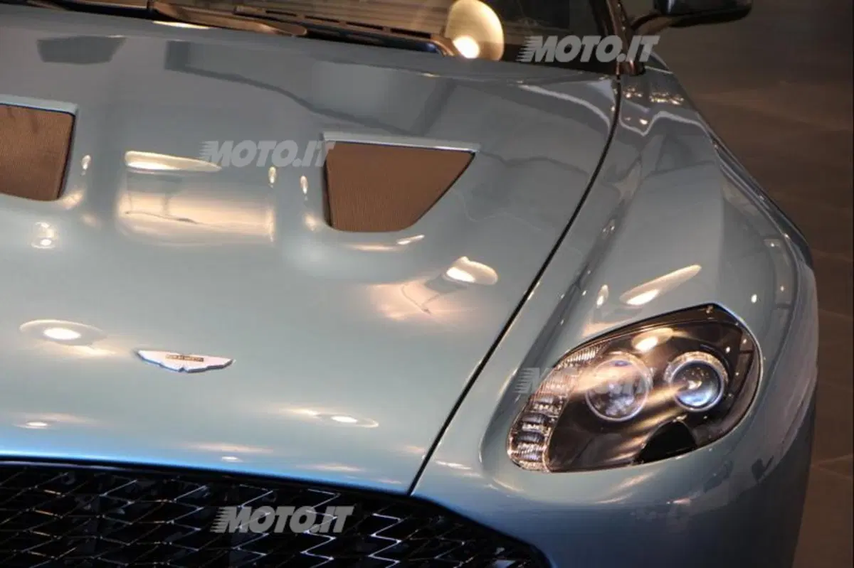 Jeffrey Scott: «Nel 2013 festeggeremo i 100 anni Aston Martin» (16)