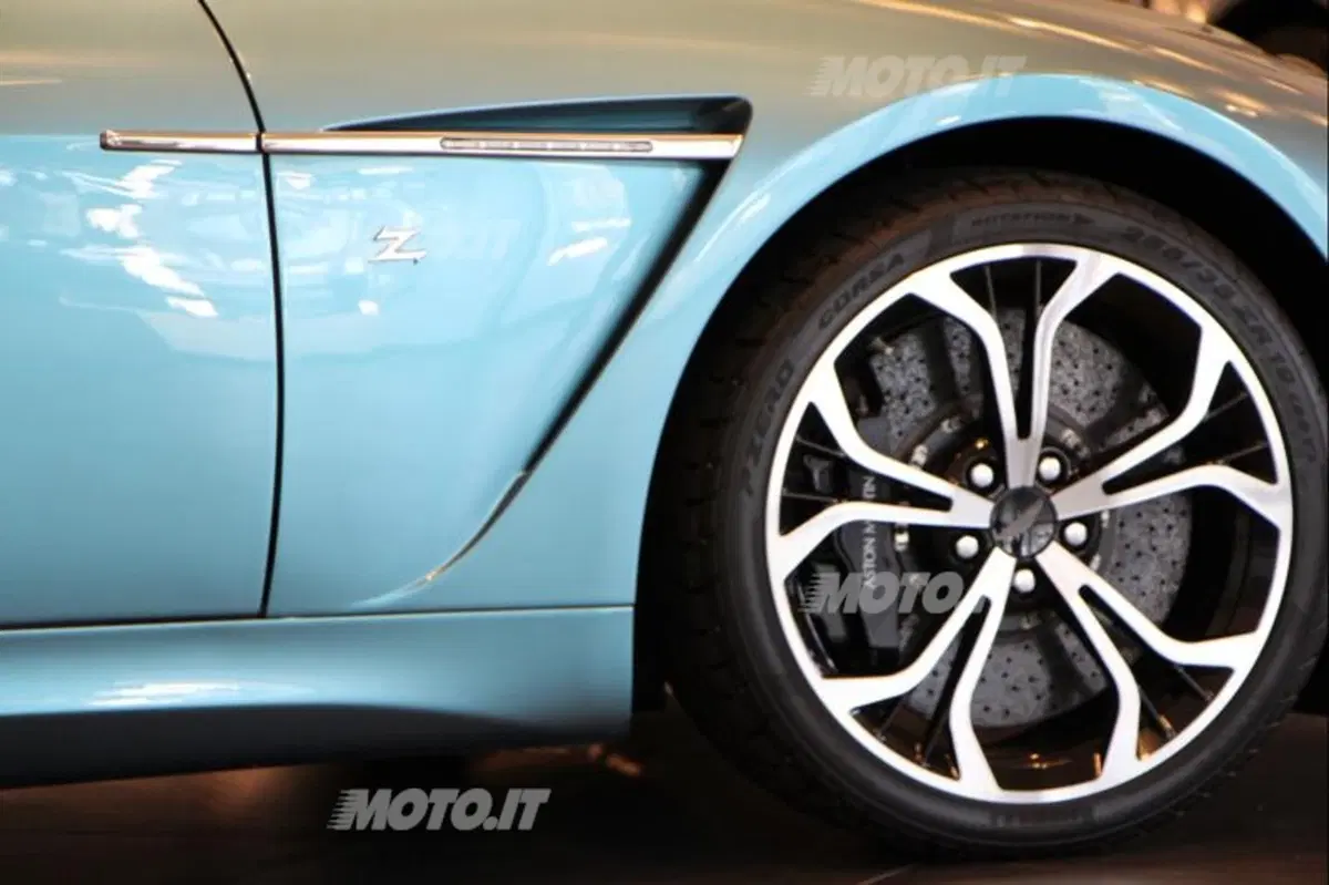 Jeffrey Scott: «Nel 2013 festeggeremo i 100 anni Aston Martin» (19)