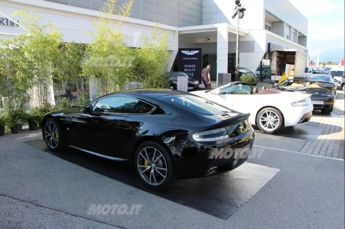 Jeffrey Scott: «Nel 2013 festeggeremo i 100 anni Aston Martin» (25)