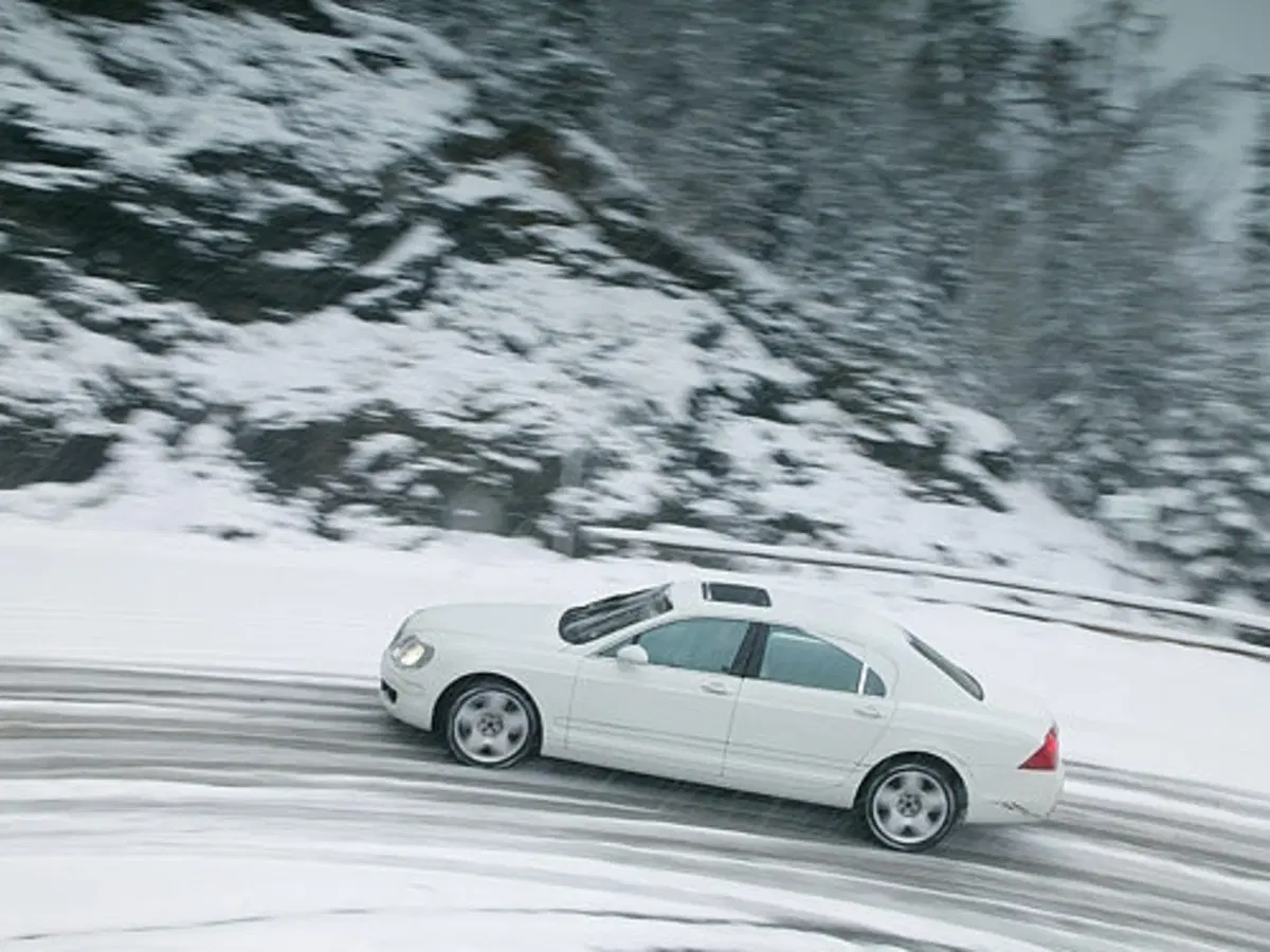 Bentley Continental Flying Spur (6)