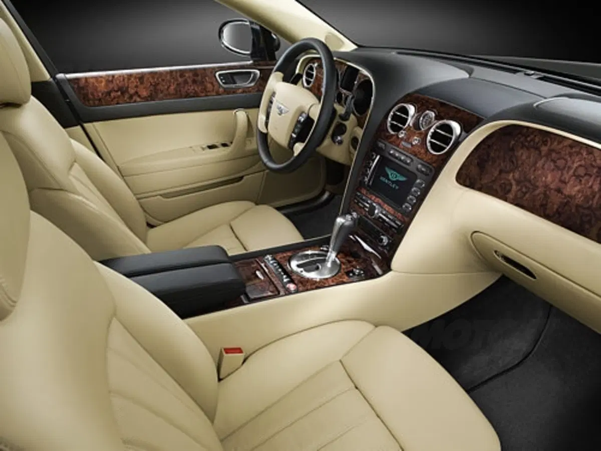 Bentley Continental Flying Spur (7)