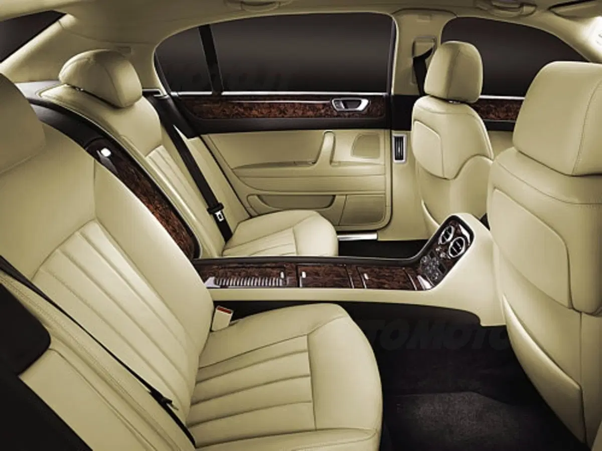 Bentley Continental Flying Spur (8)