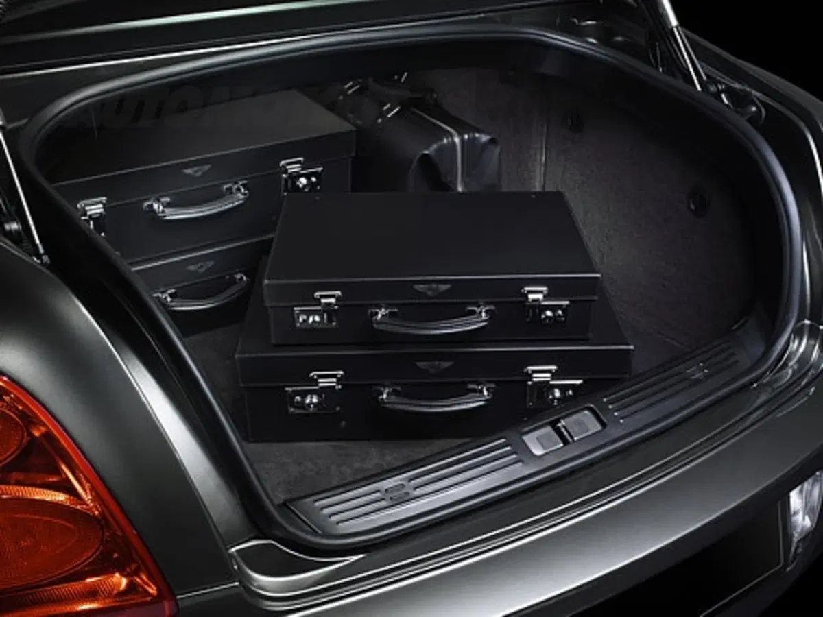 Bentley Continental Flying Spur (9)