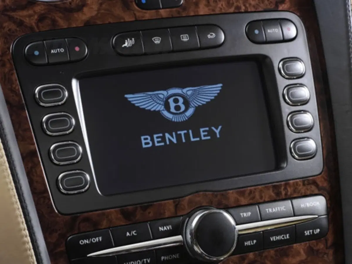 Bentley Continental Flying Spur (11)