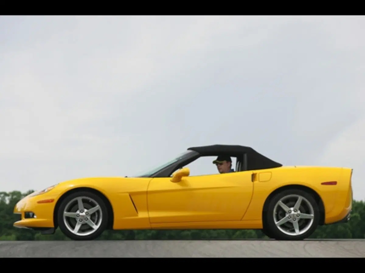 Corvette C6 Convertible (5)