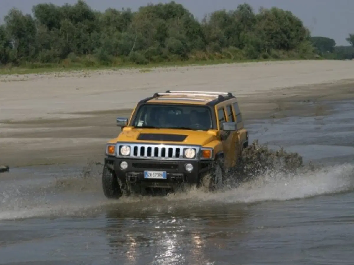 Hummer H3 (6)