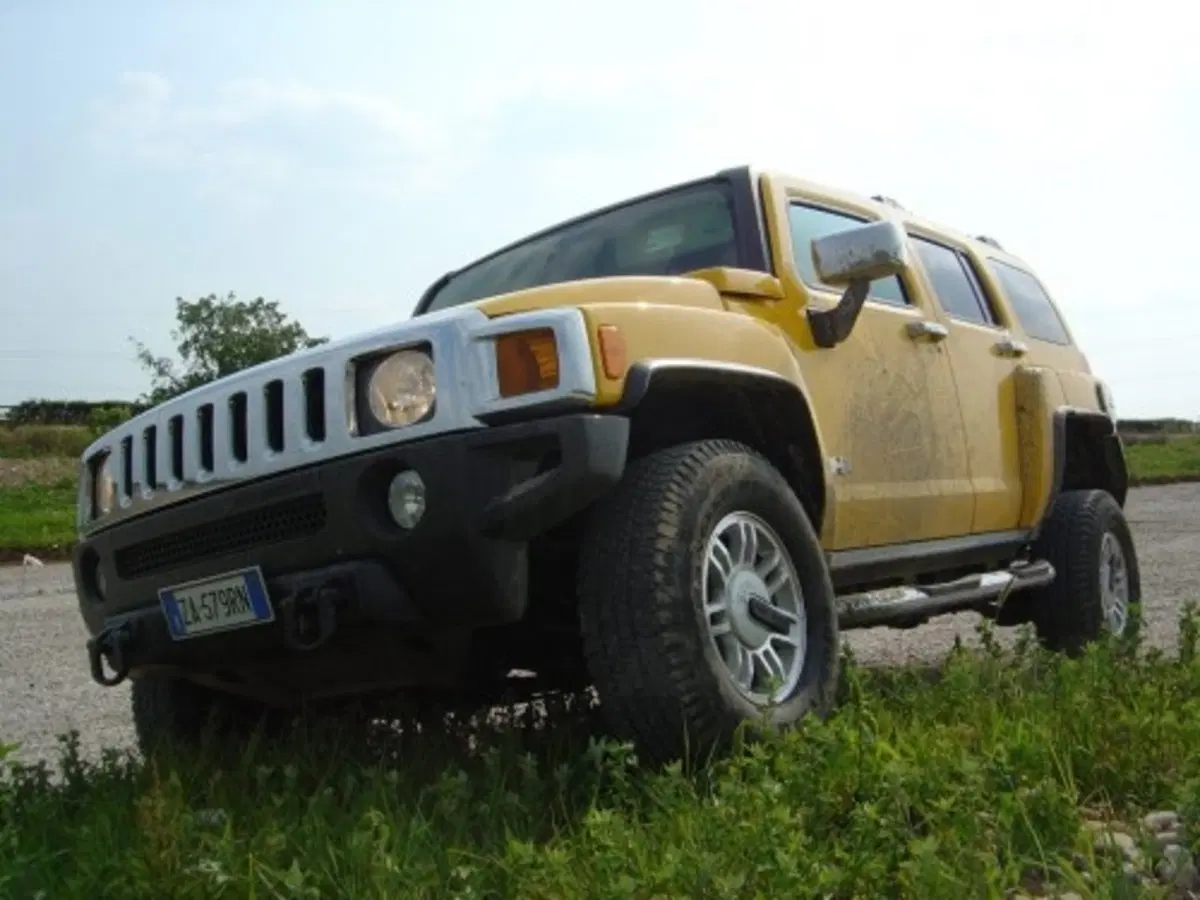 Hummer H3 (16)