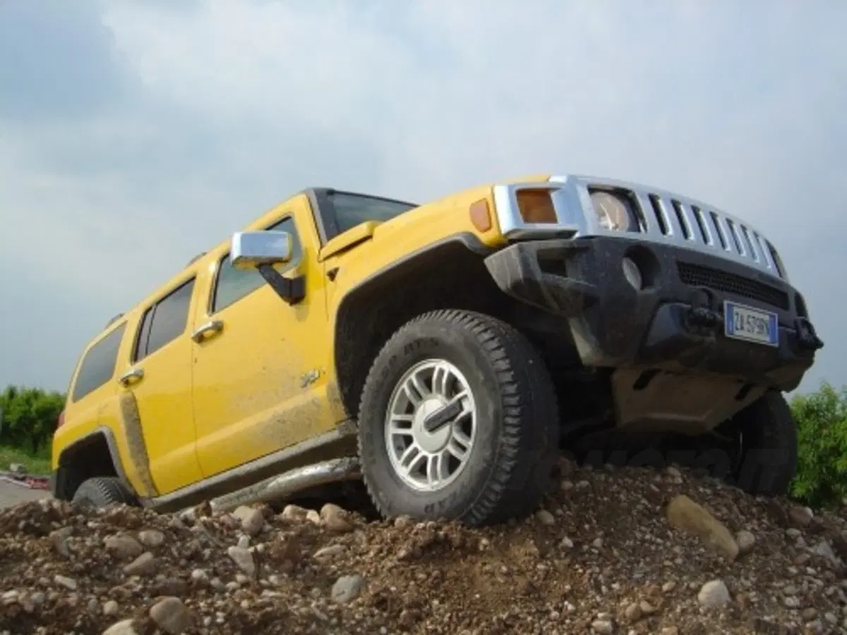 Hummer H3 (32)