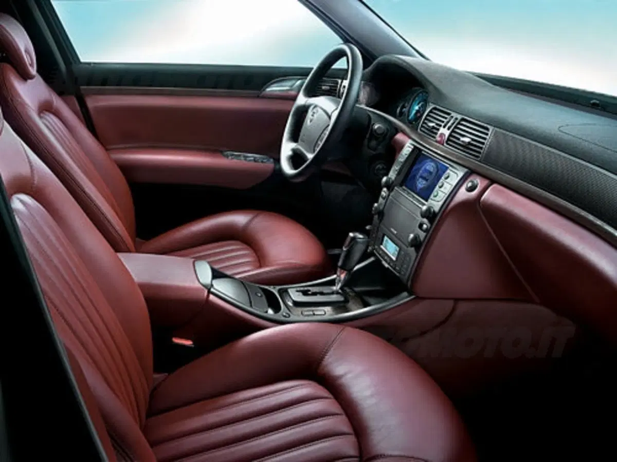 Lancia Thesis (13)