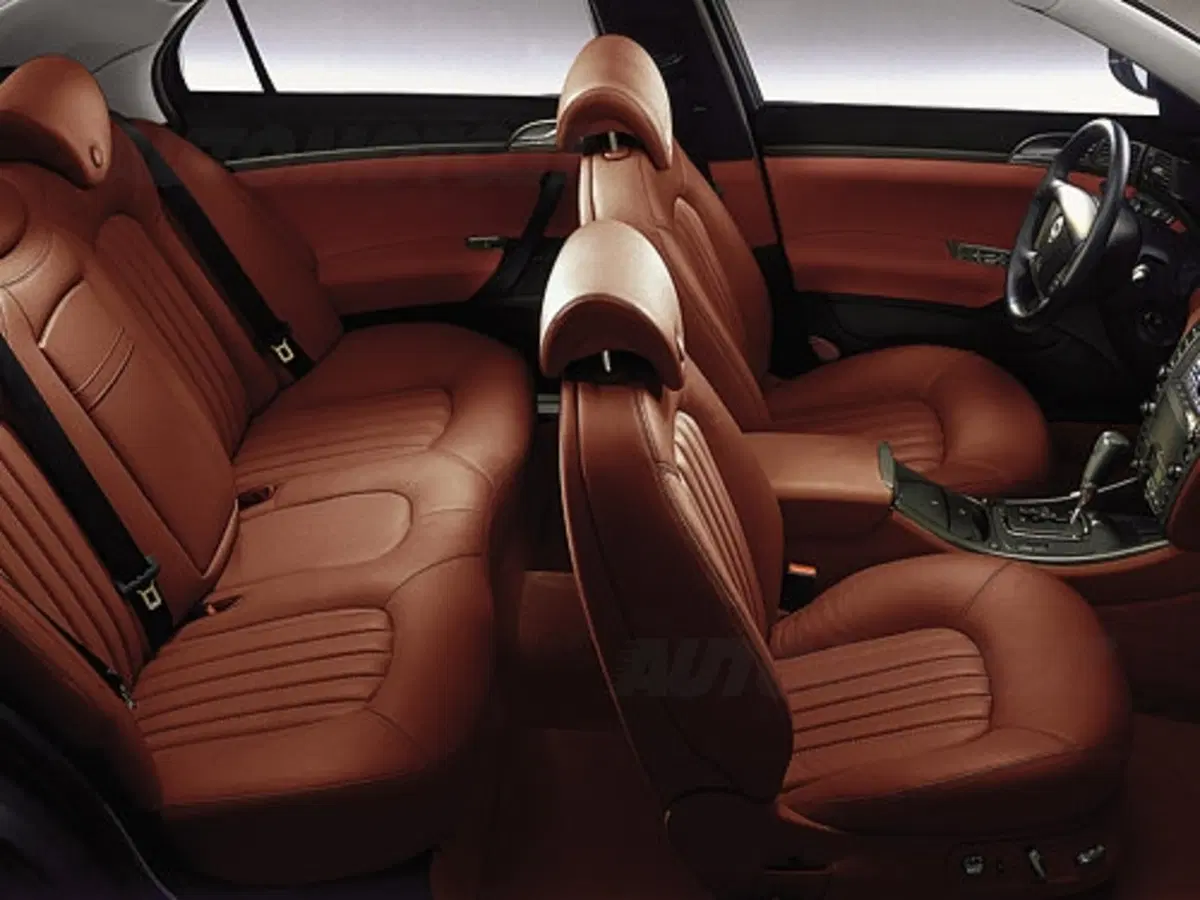 Lancia Thesis (14)