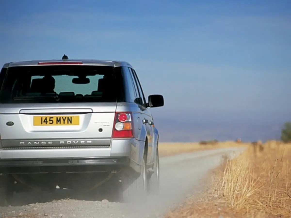 Land Rover Range Rover Sport (2)