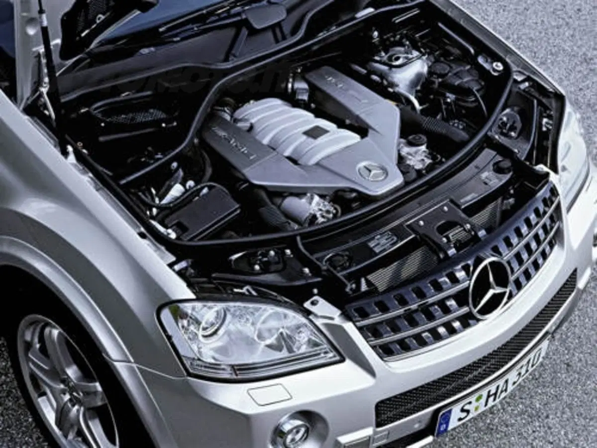 Mercedes ML 63 AMG (4)