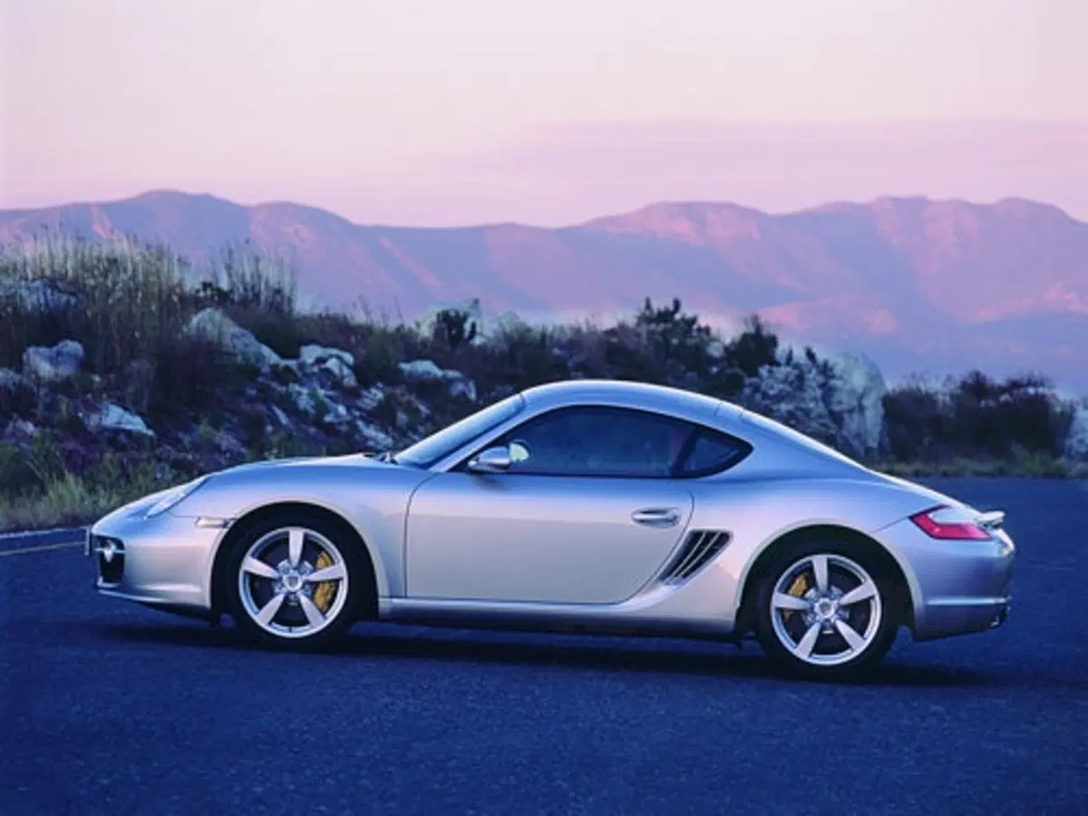 Porsche Cayman S (3)