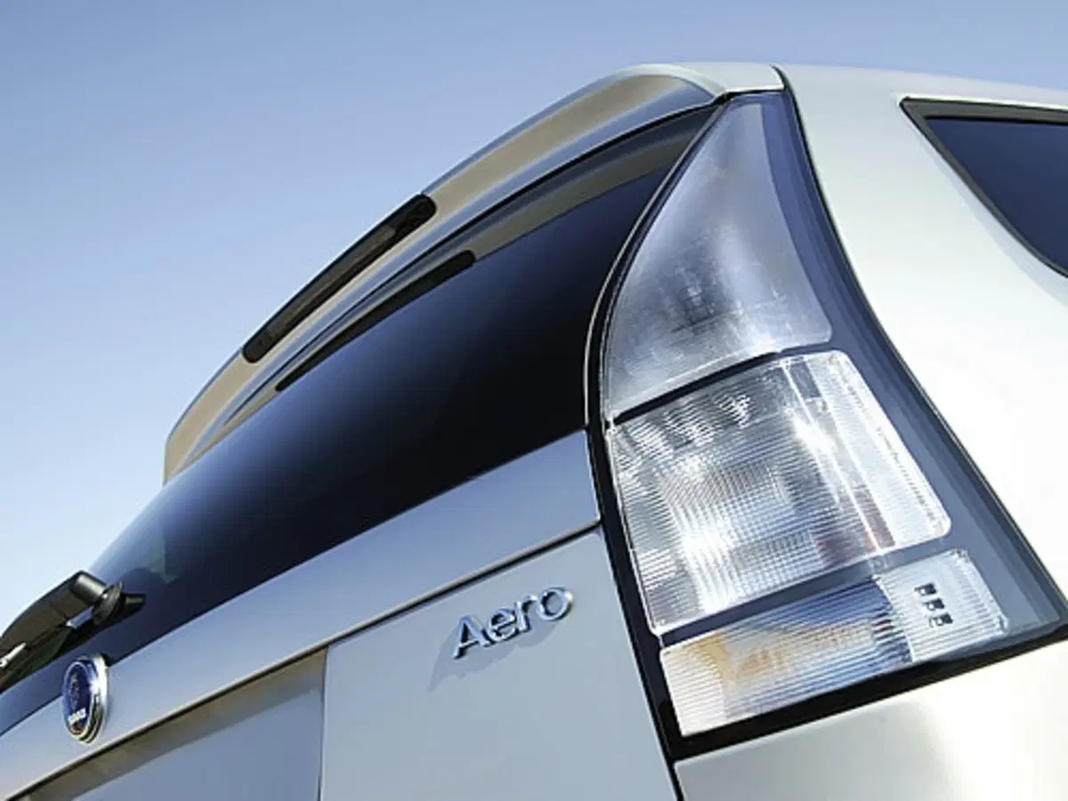 Saab 9-3 SportHatch (3)