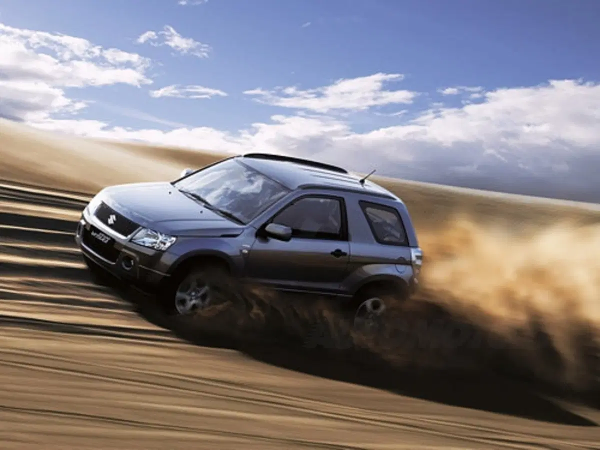 Suzuki Grand Vitara (2)